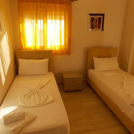 Coastline Apartman *