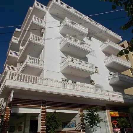 Coastline Apartman *